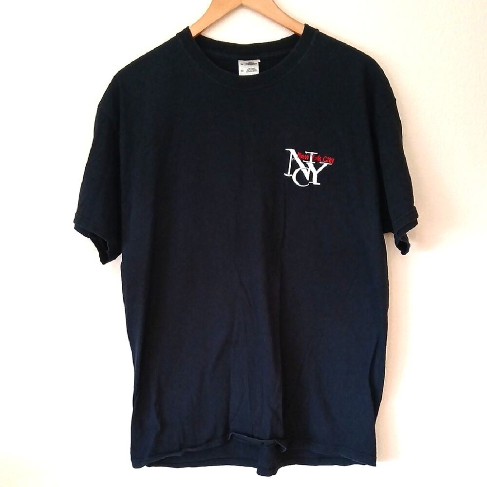 Vintage NYC Plain Black Tee Fruit Of The Loom Tag Embroidered New York
